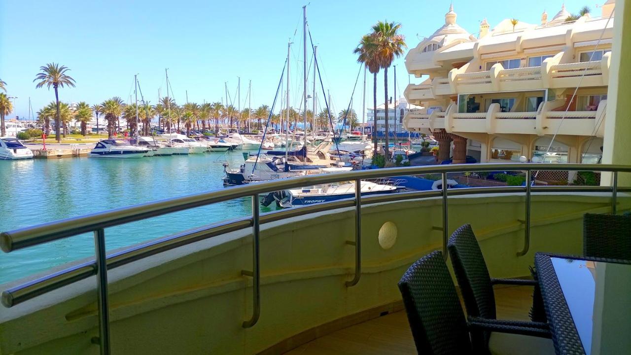 Cozy Corner 2 Bedroom Apartment On New Island Complex In Marina Harbour Benalmadena Exterior photo
